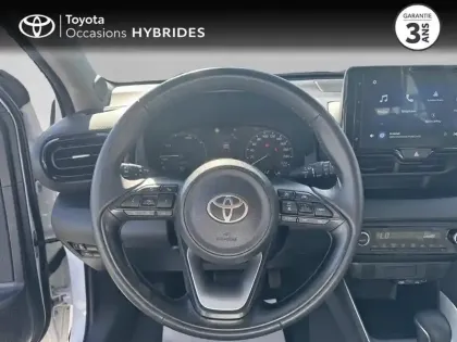 Photo 12 Toyota Yaris  116h Dynamic 5p MC24
