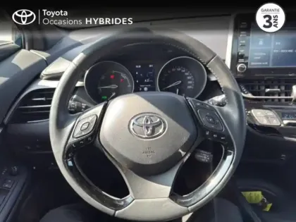 Photo 10 Toyota C-HR  1.8 Hybride 122ch Dynamic Ultimate E-CVT