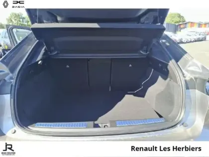 Photo 6 Renault Rafale  1.2 E-Tech full hybrid 200ch Techno - 26