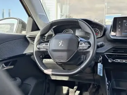 Photo 8 Peugeot 208  PureTech 75 S&S BVM5