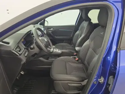Photo 91 Renault Captur  E-Tech full hybrid 145 ch