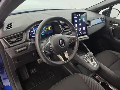 Photo 93 Renault Captur  E-Tech full hybrid 145 ch