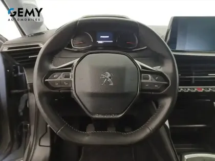 Photo 12 Peugeot 208  PureTech 75 S&S BVM5