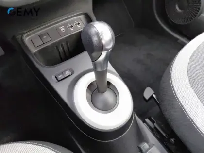 Photo 21 Renault Twingo  III E-Tech
