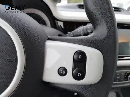 Photo 16 Renault Twingo  III E-Tech
