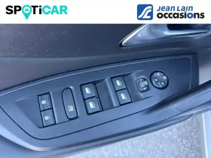 Photo 18 Peugeot 308  BlueHDi 130ch S&S EAT8