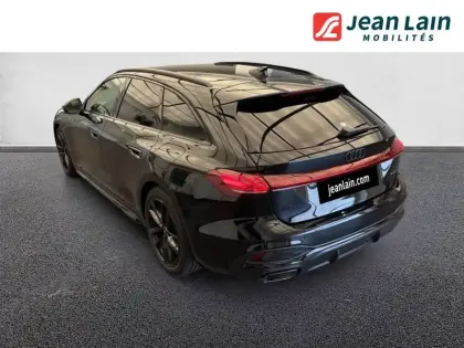 Photo 10 Audi A5  Avant e-hybrid 299 ch S tronic 7 Quattro