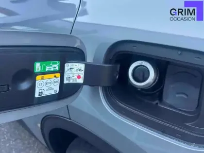 Photo 19 Ford Kuga  2.5 Duratec 180 ch FlexiFuel FHEV E85 Powershift