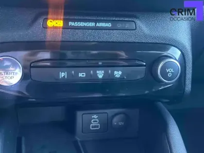 Photo 8 Ford Kuga  2.5 Duratec 180 ch FlexiFuel FHEV E85 Powershift