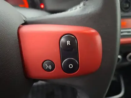 Photo 39 Renault Twingo  III SCe 65 - 21