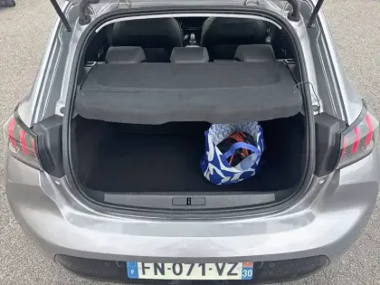 Photo 5 Peugeot 208  Electrique 50 kWh 136ch
