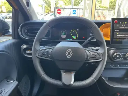 Photo 12 Renault Twingo  E-Tech Electrique 80 ch autonomie urbaine