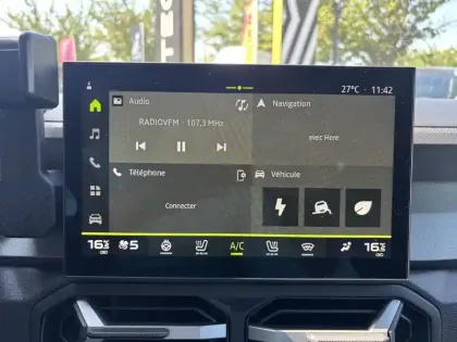Photo 17 Dacia Bigster  Hybrid 155