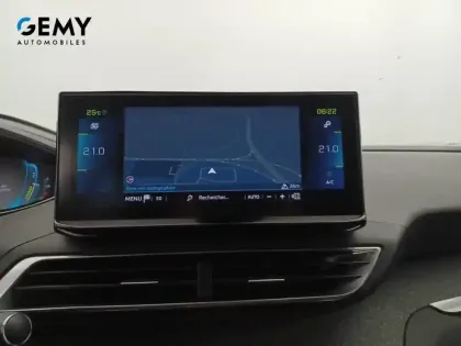 Photo 13 Peugeot 3008  Hybrid 225 e-EAT8