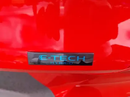 Photo 19 Renault Symbioz  E-Tech full hybrid 145