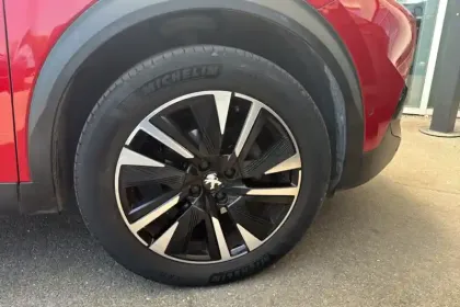 Photo 11 Peugeot 2008  PureTech 130 S&S EAT8