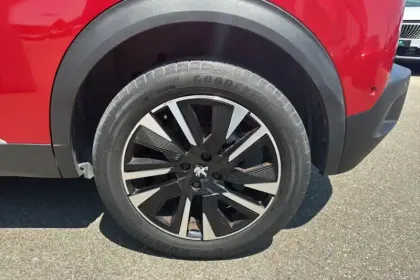 Photo 9 Peugeot 2008  PureTech 130 S&S EAT8