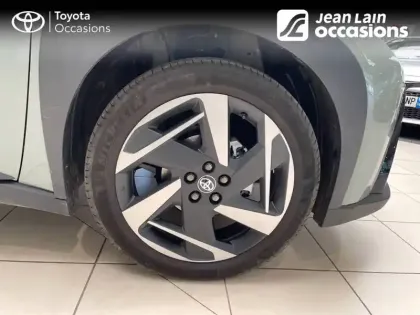 Photo 8 Toyota Aygo X  Hybride 116h
