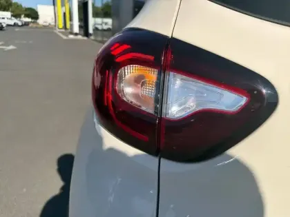 Photo 16 Renault Captur  dCi 90 E6C