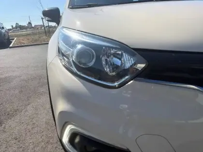 Photo 15 Renault Captur  dCi 90 E6C