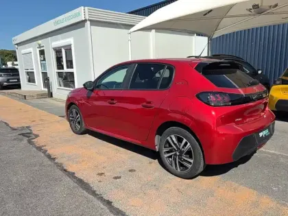 Photo 18 Peugeot 208  PureTech 75 S&S BVM5