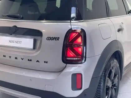 Photo 16 Mini Mini Countryman 136 ch BVA7