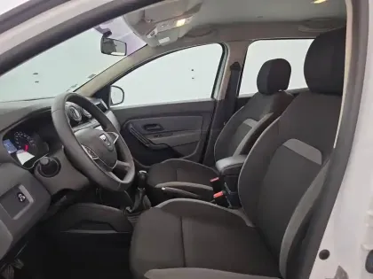 Photo 401 Dacia Duster  ECO-G 100 4x2