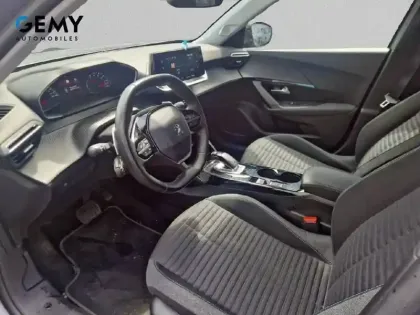 Photo 31 Peugeot 2008  PureTech 130 S&S EAT8