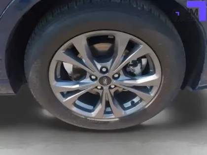 Photo 13 Ford Kuga  2.5 Duratec 190 ch FlexiFuel FHEV E85 Powershift