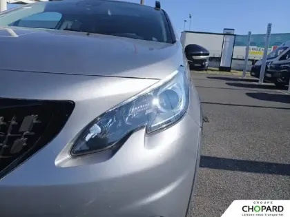 Photo 23 Peugeot 2008  PureTech 130ch S&S BVM6