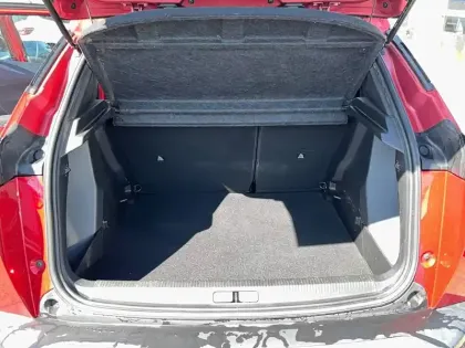 Photo 8 Peugeot 2008  PureTech 100 S&S BVM6