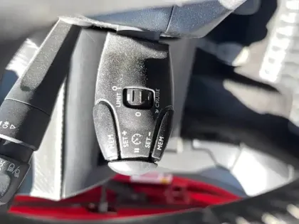 Photo 5 Peugeot 2008  PureTech 100 S&S BVM6