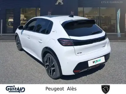 Photo 7 Peugeot 208  Hybrid 145 ch e-DCS6
