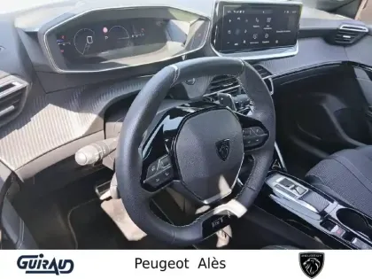 Photo 8 Peugeot 208  Hybrid 145 ch e-DCS6