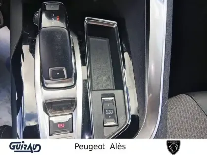 Photo 16 Peugeot 3008  PureTech 130ch S&S EAT8