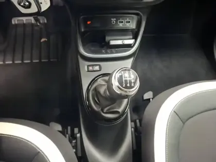 Photo 33 Renault Twingo  III SCe 65