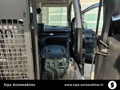 Photo 31 Fiat Doblo  CA TAILLE XL BLUEHDI 130 S&S EAT8