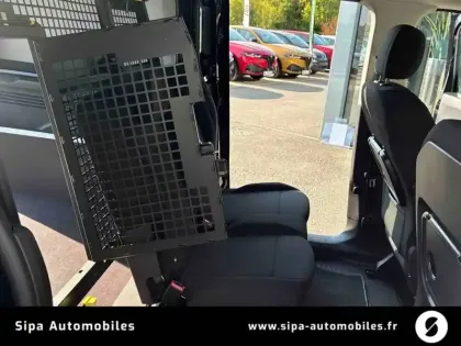 Photo 29 Fiat Doblo  CA TAILLE XL BLUEHDI 130 S&S EAT8