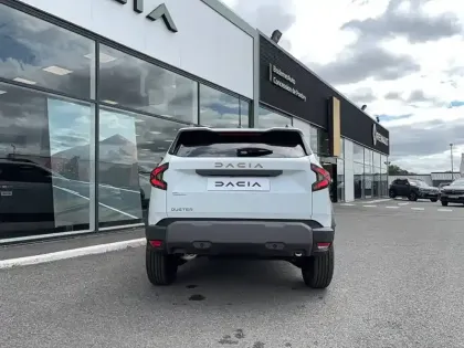 Photo 8 Dacia Duster  Mild Hybrid 130