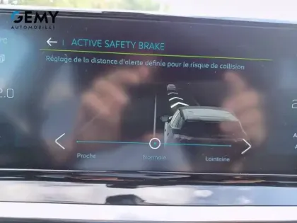 Photo 16 Peugeot 2008  Electrique 136 ch