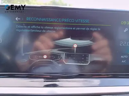 Photo 17 Peugeot 2008  Electrique 136 ch
