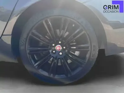 Photo 15 Jaguar XJ  V6 3.0 - 300 ch Diesel BVA8