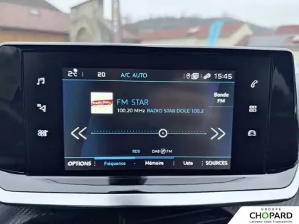 Photo 13 Peugeot 2008  PureTech 100 S&S BVM6