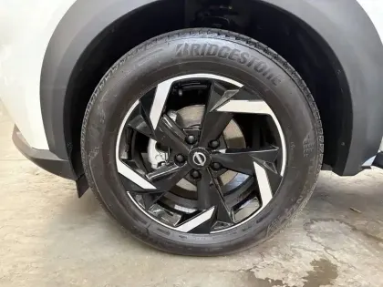 Photo 15 Nissan Juke  HYBRID 143