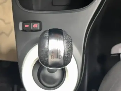 Photo 46 Renault Twingo  III Achat Intégral - 21