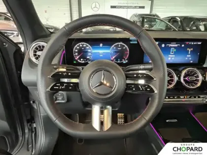 Photo 15 Mercedes GLB  200 d 8G-DCT
