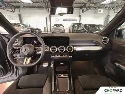 Photo 11 Mercedes GLB  200 d 8G-DCT