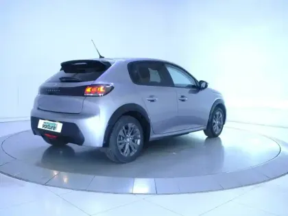 Photo 11 Peugeot 208  Electrique 50 kWh 136ch
