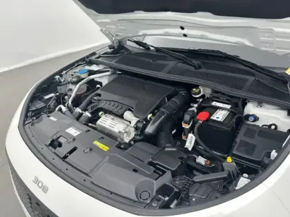 Photo 14 Peugeot 308  PureTech 130ch S&S BVM6