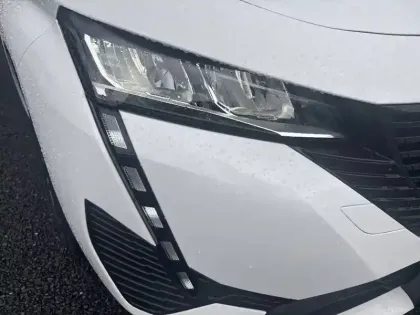 Photo 15 Peugeot 308  BlueHDi 130ch S&S EAT8